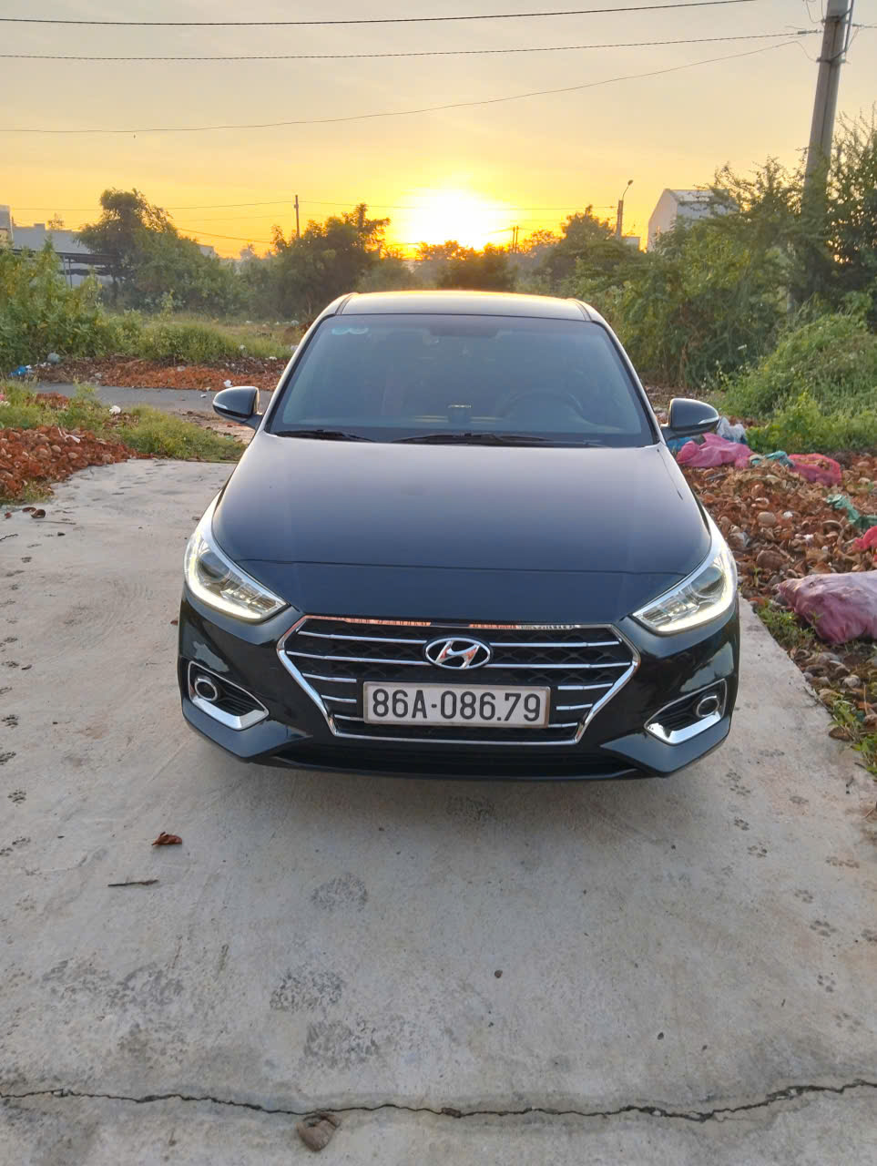 Xe Accent chạy êm ái, nội thất mới, tài xế chuyên nghiệp.